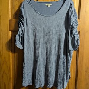 Max Studio Textured Blue Top with Ruched Sleeves